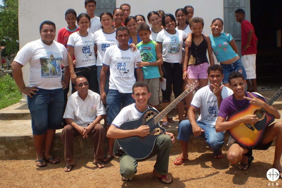 Fieles en la diócesis de Santíssima Conceição do Araguaia. (ACN)