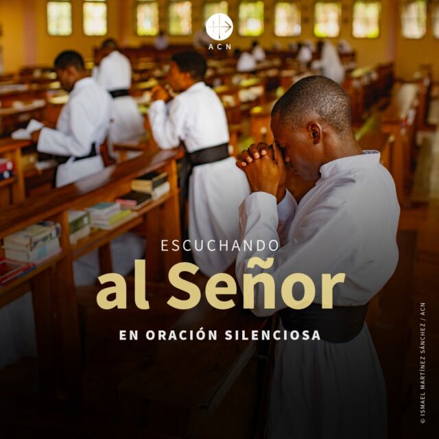 ð 304 jóvenes responden a la llamada de Dios en el Seminario San Agustín de #Tanzania gracias a tu ayuda. ¡La Iglesia en África gracias a miles de vocaciones! 
Uno de cada tres seminaristas está hoy en África, lo que refleja un vibrante y creciente compromiso con la fe. ð Uno de ellos, Gabriel Chrisantus, comparte su profundo compromiso: «Si tuviera que elegir entre toda la riqueza del mundo y el sacerdocio, elegiría el sacerdocio». ð✝️
Su ejemplo de fe y dedicación es verdaderamente inspirador. ¿Cómo podemos seguir este ejemplo en nuestras propias vidas? ¿Cómo todos podemos ser más devotos y solidarios con nuestros hermanos necesitados en la fe?
#Vocaciones #Sacerdocio #FeEnAccion #Inspiración #Catolicismo #IglesiaCatolica